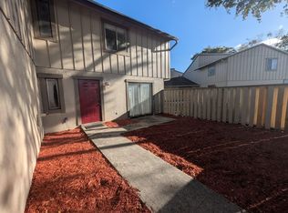 5702 NW 22nd Ct #28-B, Lauderhill, FL 33313