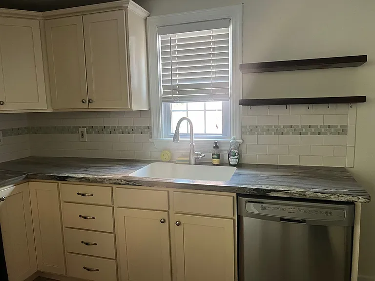 851 Fountain Ave — Photo 7