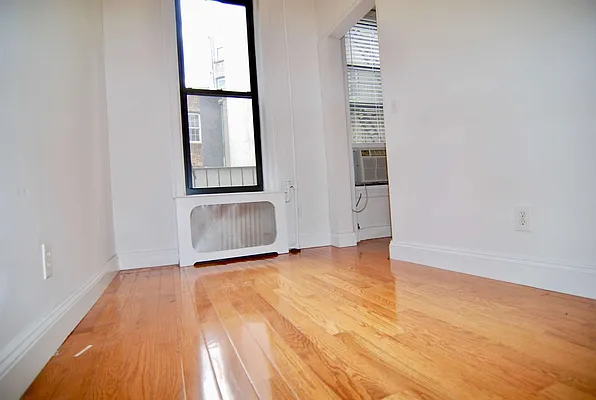 Rented by Building Equity Real Estate LLC | media 10