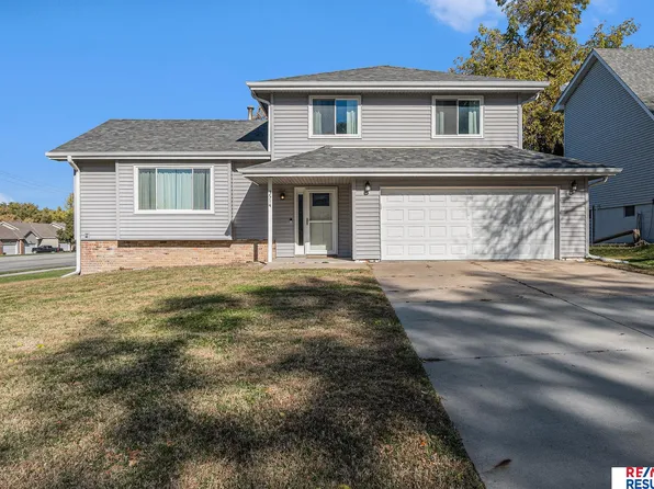 3514 Lynnwood Dr, Bellevue, NE 68123