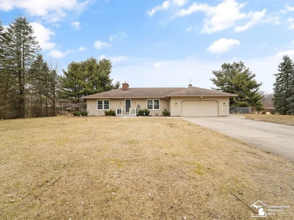 17400 Ida West Rd, Petersburg, MI 49270