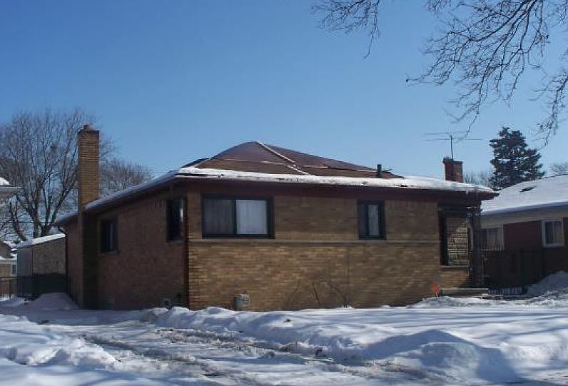 2nd image of 23150 Avon Rd