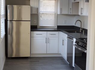 1054 61st St, Oakland, CA 94608