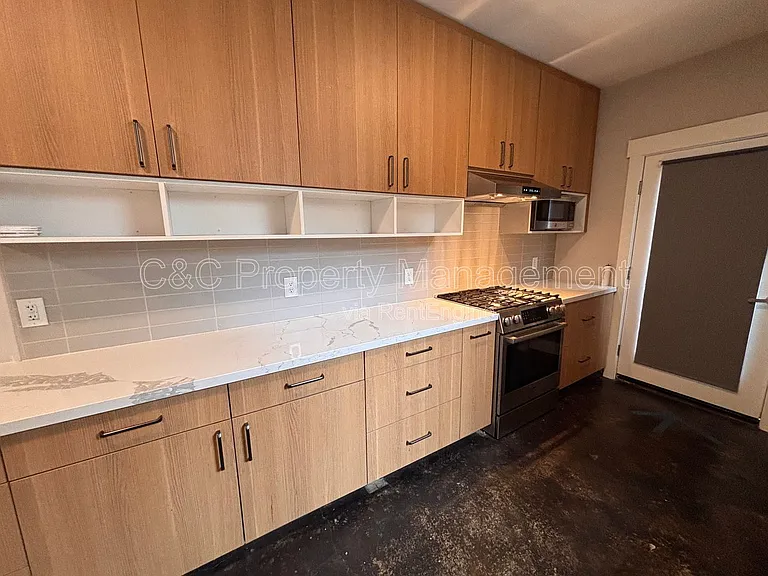 3214 Ettie St — Photo 5