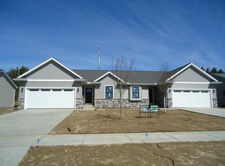233 Vansickle Dr, Charlotte, MI 48813