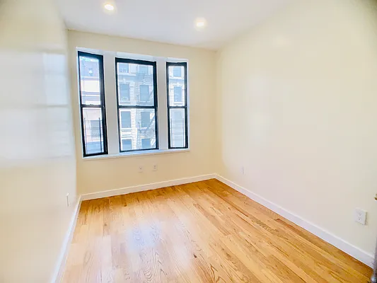 Rented by Bohemia Realty Group | media 20