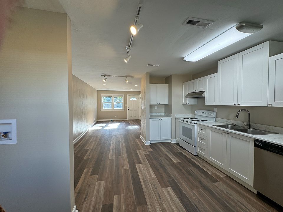 1st image of 9241 Chelsea Ave