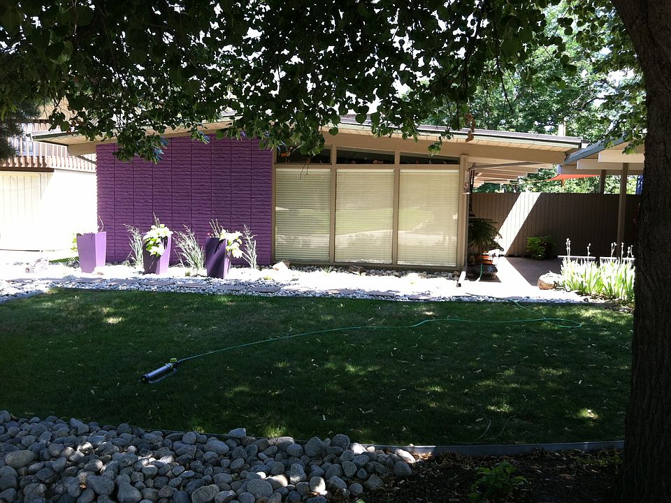 Front of 1728 S. Ivy St