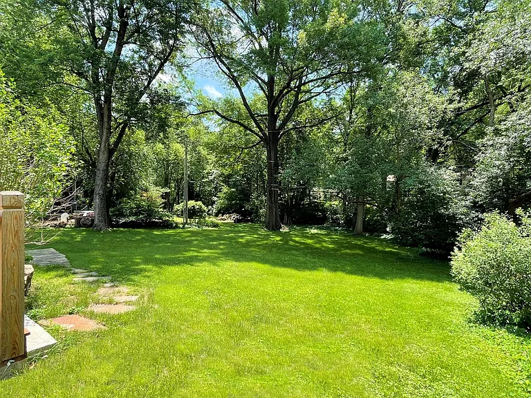 2535 W 91st St — Photo 23
