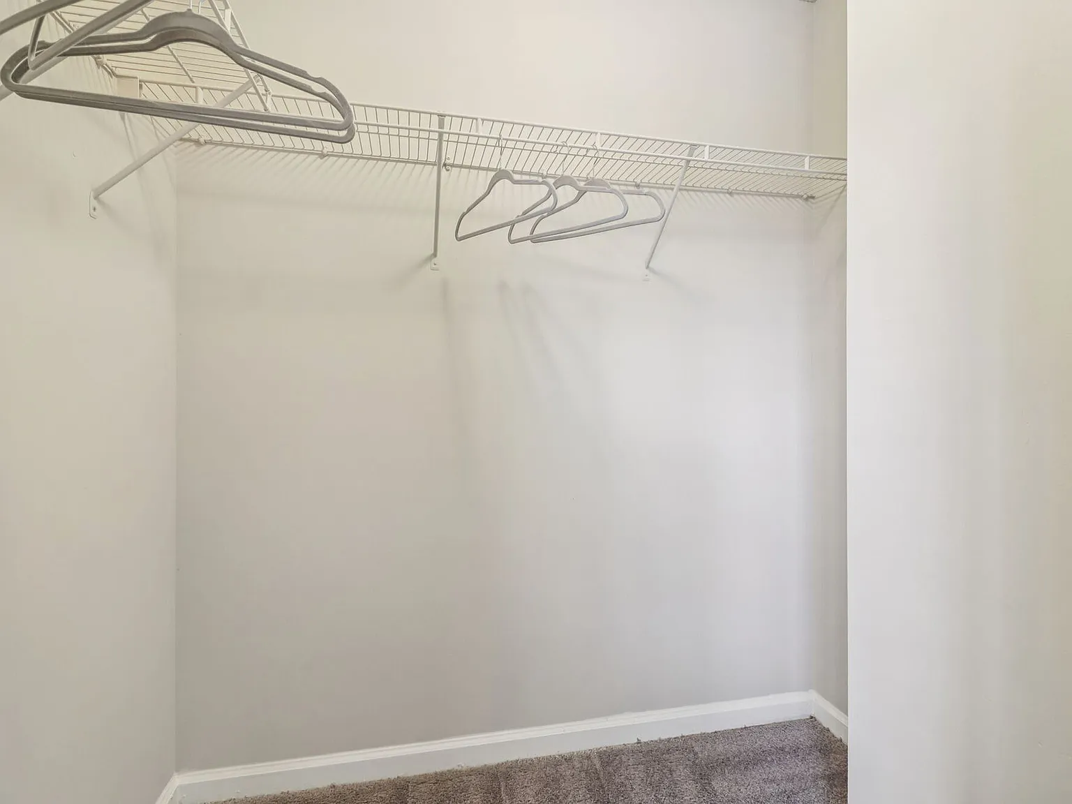 Walden Brook Apartments — Photo 2