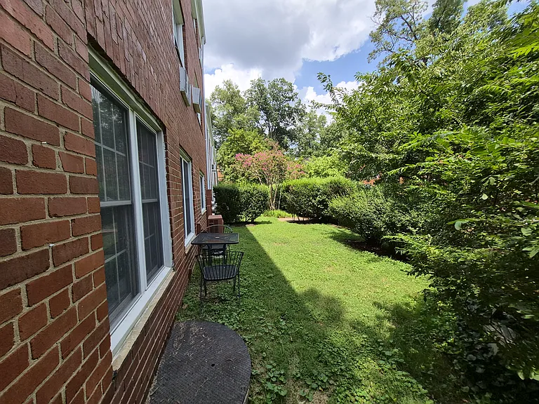 1719 Preston Rd — Photo 21