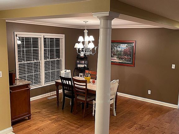 3rd image of 2606 Wheaton Dr