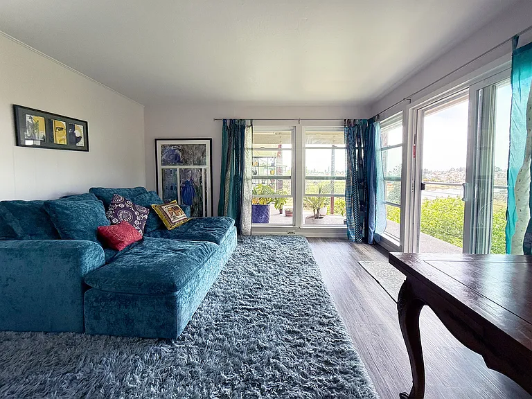 225 Buena Vista Ave #3 — Photo 2