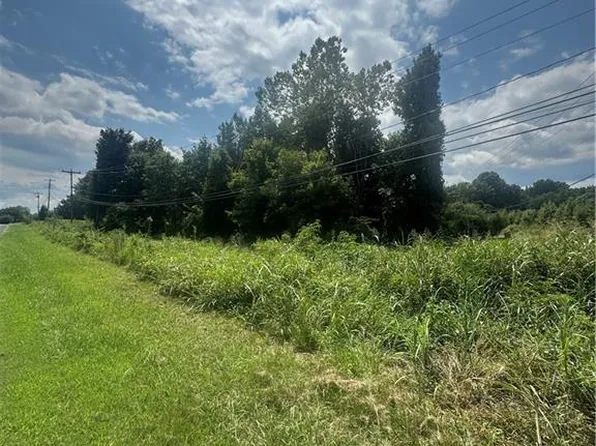 259 S Old Raleigh Rd, Thomasville, NC 27360