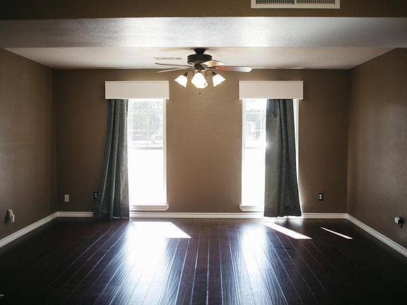 2nd image of 3409 Amherst Dr