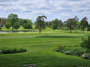 34 Northmoor Rd, West Hartford, CT 06117