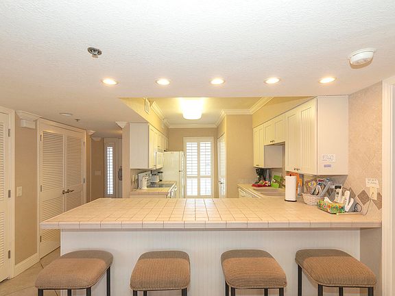 4th image of 114 Mainsail Dr Unit 372