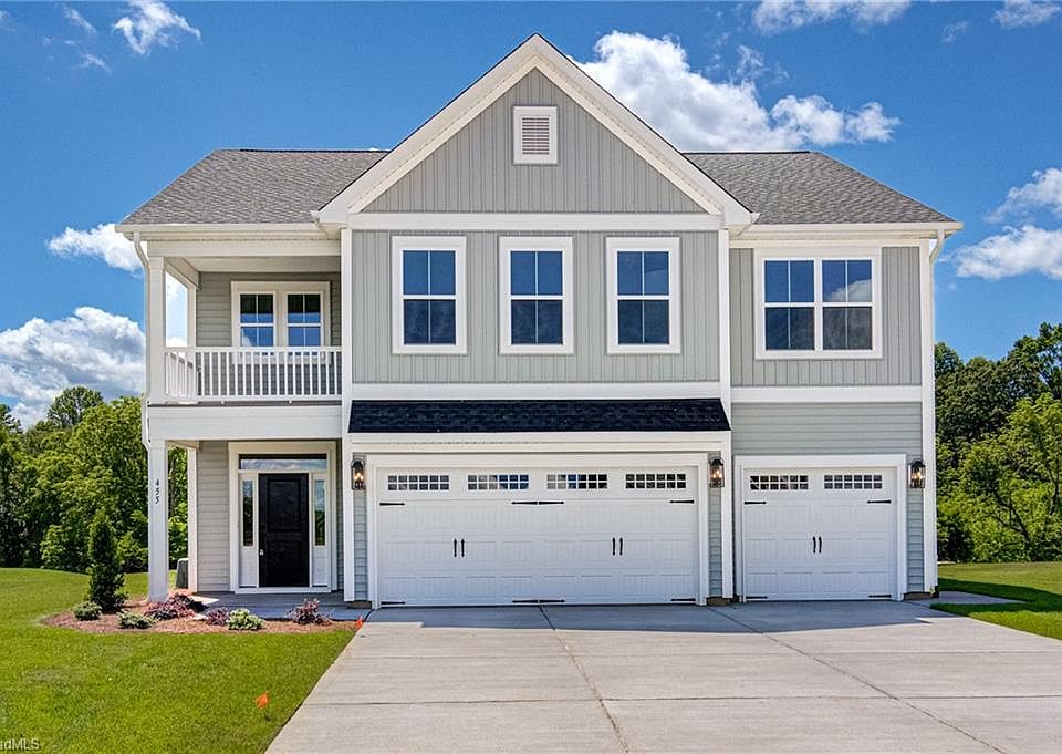 1st image of 455 Brooke Hill Dr