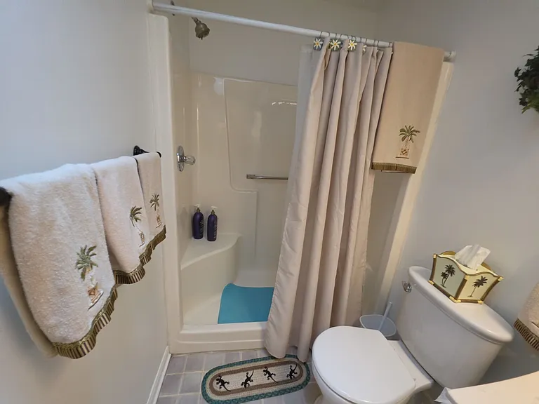 2319 N Hendry Point — Photo 12