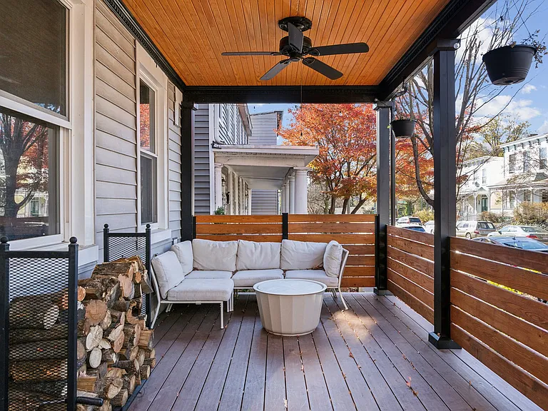 113 S Laurel St #A — Photo 23