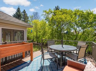 11525 Pondview Ct, Champlin, MN 55316