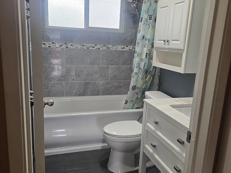 588 Moraga Dr — Photo 17