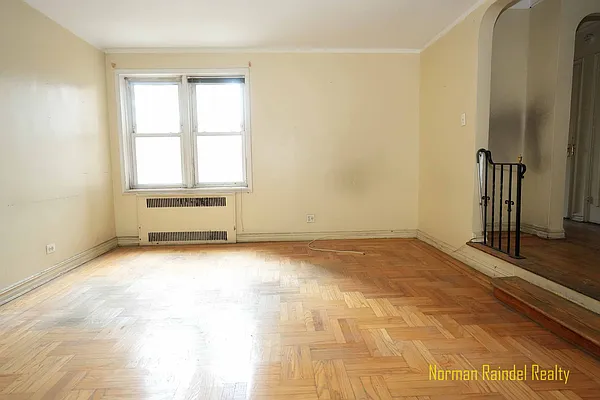 Rented by Norman Raindel, LREB | media 6