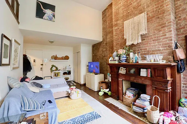 Rented by Spire Group | media 4