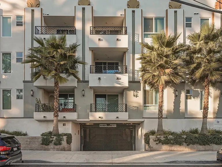The Sophia - 1759 N Gower St — Photo 51