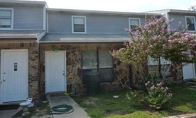 1st image of 140 Alder Ave