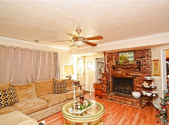 3rd image of 812 S Valinda Ave