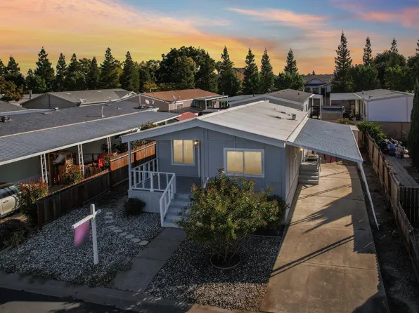 4224 Floral Dr, Sacramento, CA 95834