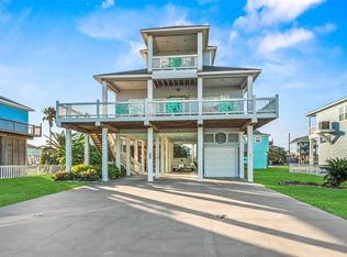 1977 Avenue I, Crystal Beach, TX 77650