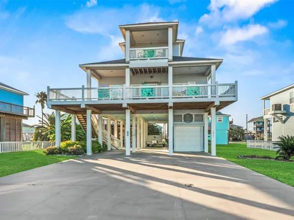 1977 Avenue I, Crystal Beach, TX 77650