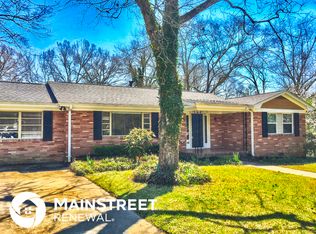 223 E 5th Ave, Winder, GA 30680