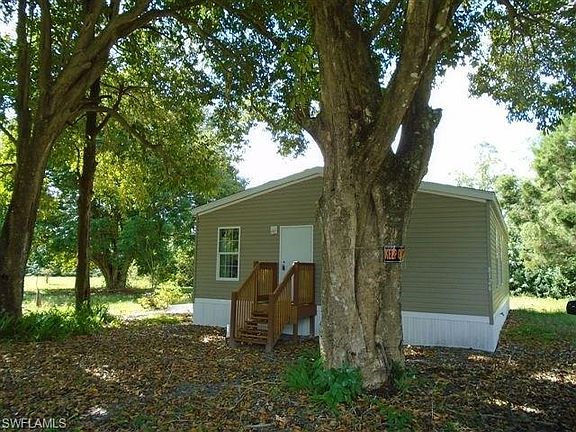 3rd image of 8126 Penny Dr