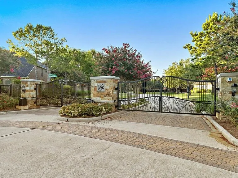 23239 Parsons Landing Dr — Photo 44