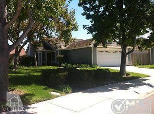 5695 Calle Sencillo, Camarillo, CA 93012