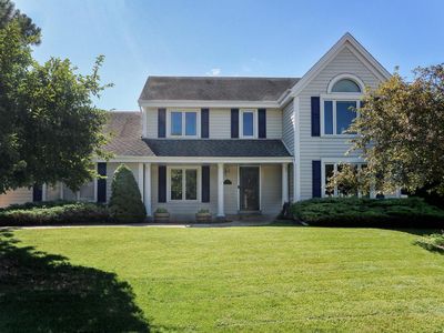 811 South University DRIVE, Waukesha, WI, 53188