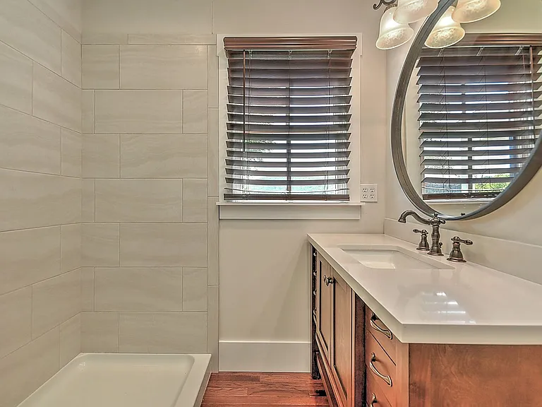 403 Silver Lake Rd — Photo 34