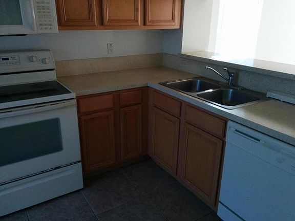 4th image of 4971 Palmbrooke Cir