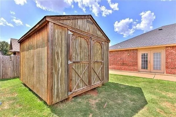 1808 Rasheed Rd — Photo 15