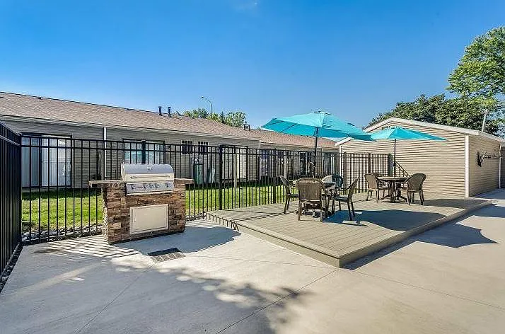 6285 Ivywood Ct — Photo 15