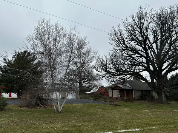 1242 E County Highway 30, Danforth, IL 60930