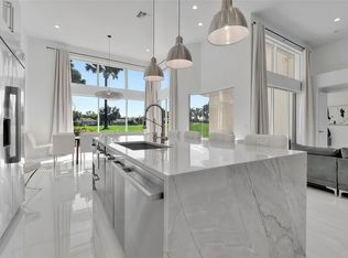 4088 NW Briarcliff Cir, Boca Raton, FL 33496