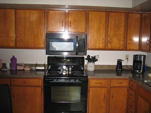 5th image of 3830 Habersham Dr