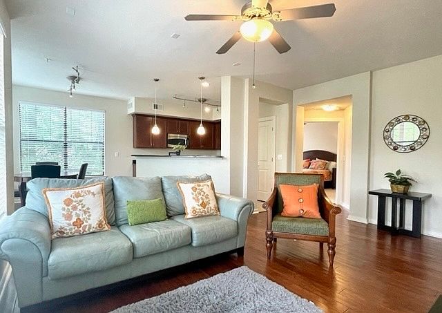 1st image of 7342 Oak Manor Dr APT 4201