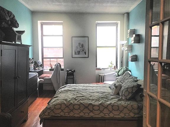 5th image of 416 W 47th St APT 1B