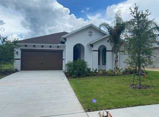 14186 Thoroughbred Dr, Dade City, FL 33525