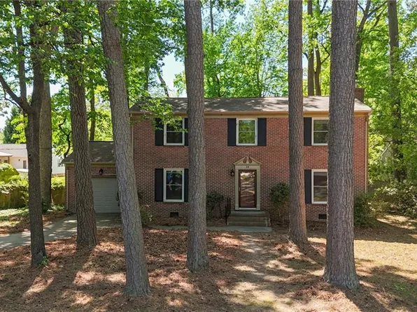34 Laurel Wood Rd, Newport News, VA 23602
